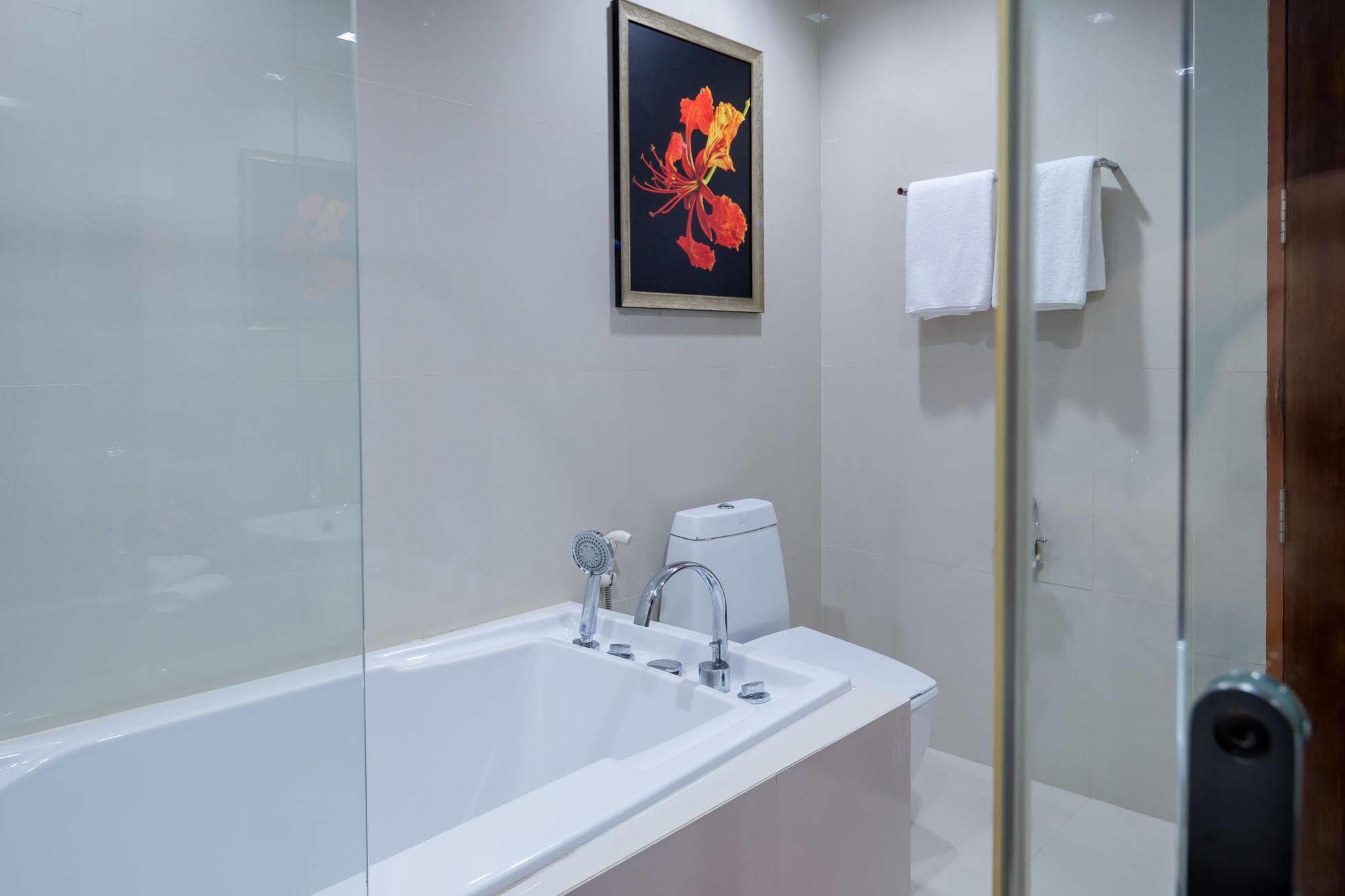 Musselana Condominium Jomtien Beach Exterior photo
